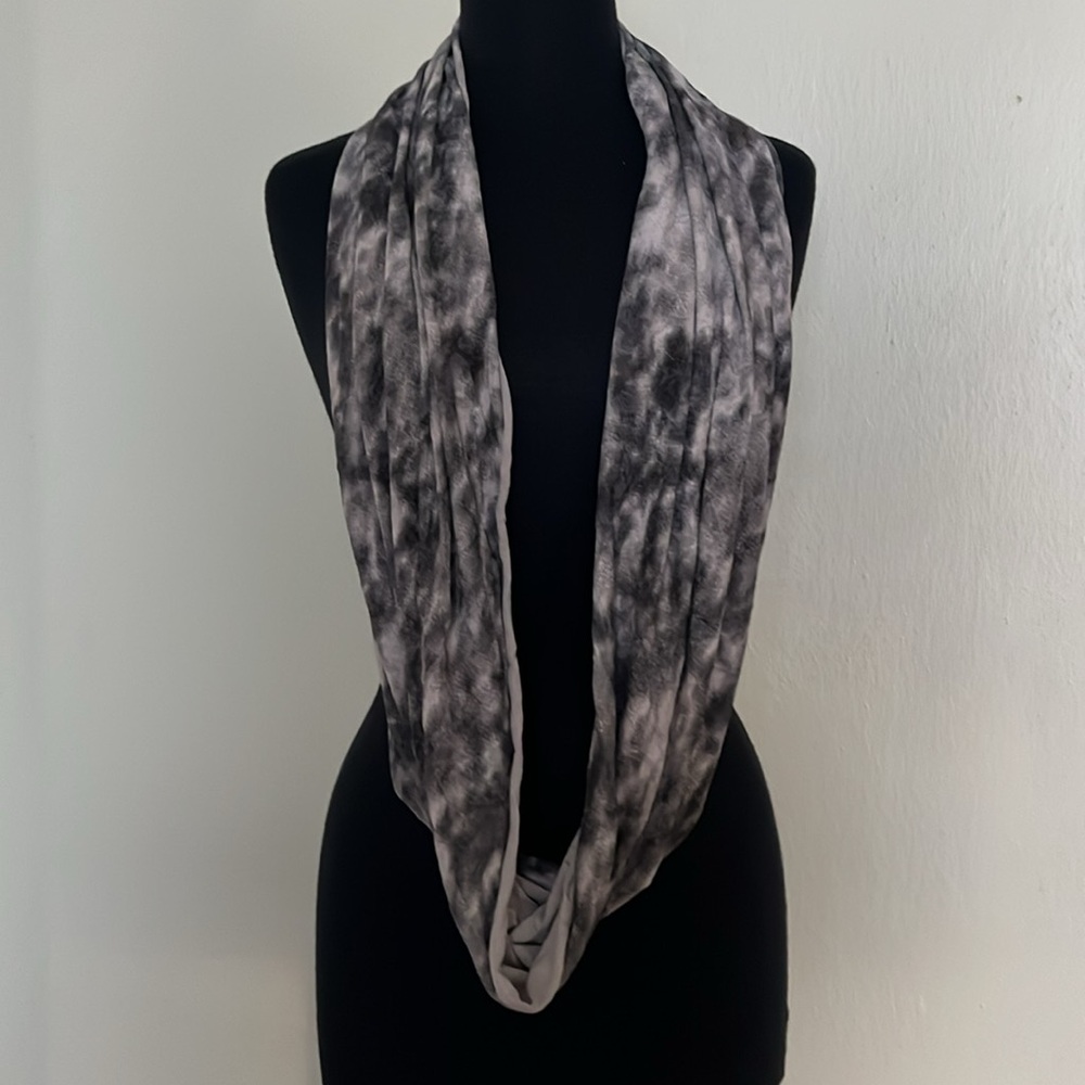 Noa Vider (Israel) 4way infinity scarf, tie dye/reversible, taupe, unisex, new